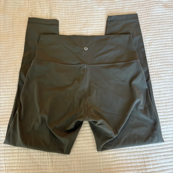 Lululemon Olive Green Leggings size 8 - Picture 1 of 5